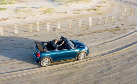 1 MINI CABRIO