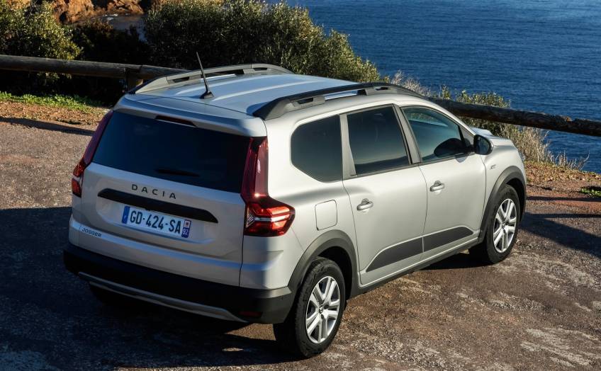 Dacia va lancer un nouveau SUV à 20.000 euros qui s'annonce vraiment très  bien